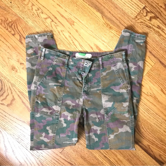 Anthropologie Camo-Print Pants - Picture 2 of 10